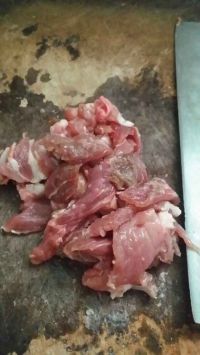 肉片炒油麦菜