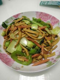 奶油菜火腿炒豆腐皮