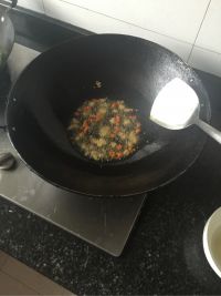 兔子肉 - 麻辣鲜锅兔&