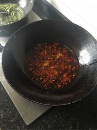 兔子肉 - 麻辣鲜锅兔&