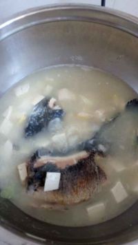 黑鱼豆腐汤