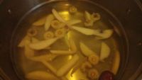 冰糖雪梨菊花红枣水