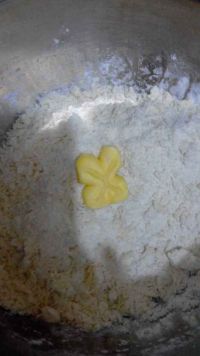 花儿司康饼