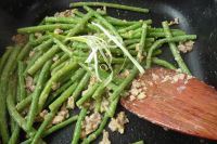 腐乳肉末炒豆角