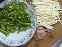肉丝炒茭白青椒