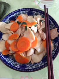 杏鲍菇炒肉片