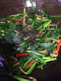 韭菜炒肉丝