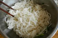 油泼萝卜丝