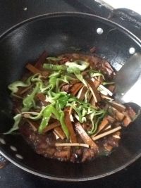 辣炒肉丝豆干