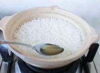 腊肠煲仔饭