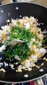 葱花蛋炒饭