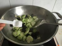 丝瓜木耳炒鸡蛋