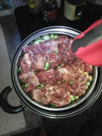 黄豆蒸排骨