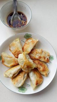 猪肉白菜煎饺