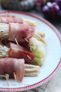金针菇花菜培根卷