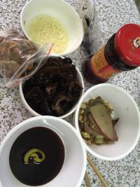 茄丁猪肉蒸饺