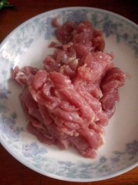 平菇炒肉丝