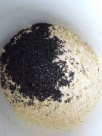 豌豆黑芝麻凉粉