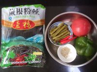 酸豆角拌蕨根粉