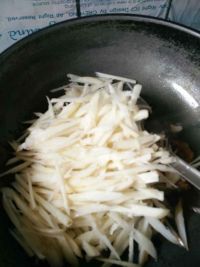 醋溜藕丝