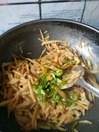 醋溜藕丝