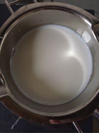 牛奶奶油冰激凌