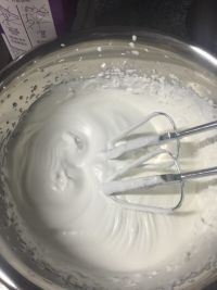 牛奶奶油冰激凌