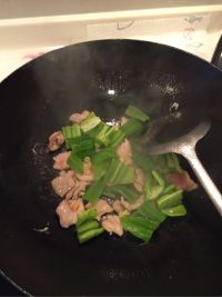 杏鲍菇炒肉片