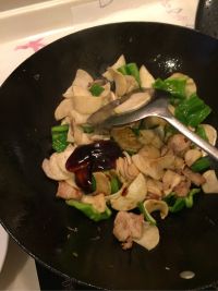 杏鲍菇炒肉片