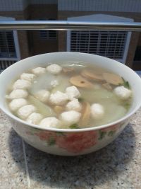 面筋丸子煮葫芦汤
