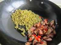 酸豇豆炒腊肉