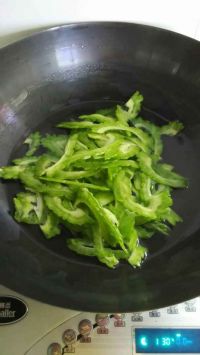 苦瓜炒牛肉