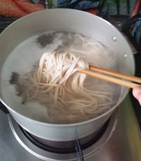 蔬菜酱拌面