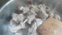 茶树菇豆皮焖鸭