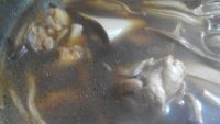 茶树菇豆皮焖鸭