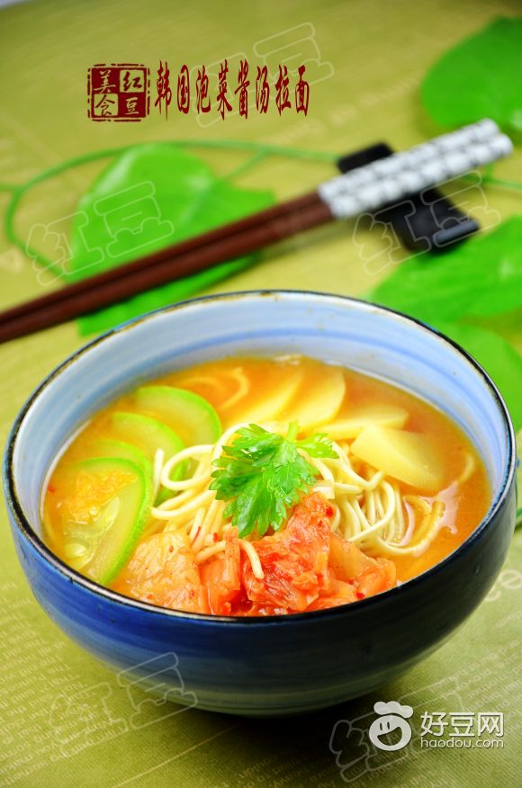 韩国泡菜酱汤拉面