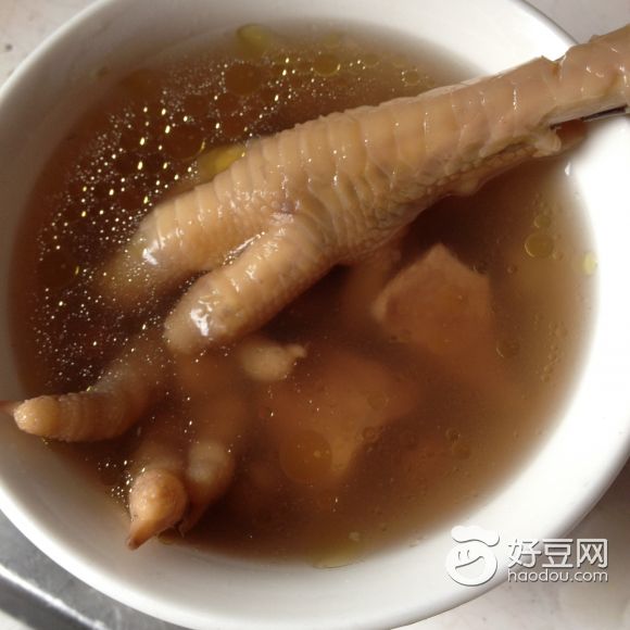 花生眉豆鸡脚汤