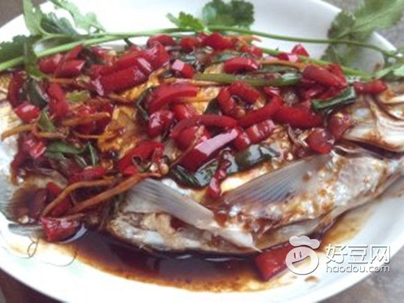 红辣椒盖鳊鱼