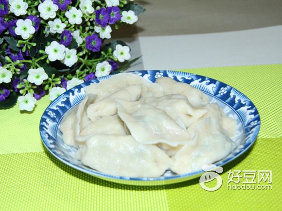 芹菜猪肉水饺