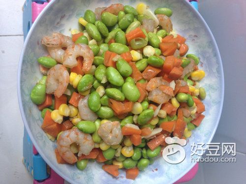 虾仁玉米炒豆米胡萝卜