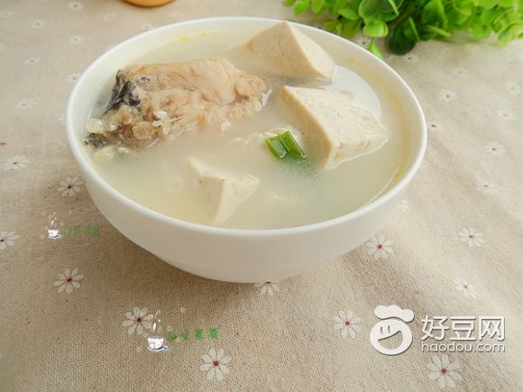 鱼排豆腐汤