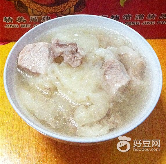 鱼胶瘦肉汤