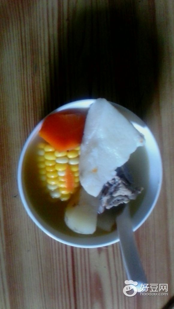 玉米马蹄红萝卜大骨汤