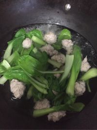 小白菜肉丸汤