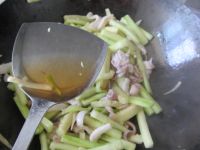 丝瓜炒鱿鱼