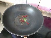 土豆丝炒尖椒