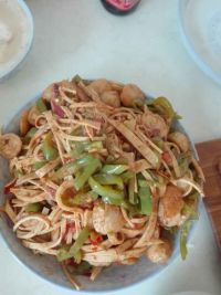 鱼丸炒豆腐皮