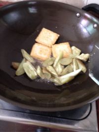 茄子闷豆腐