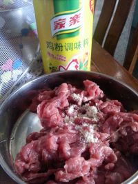 三丝牛肉