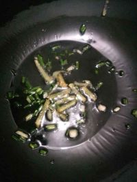 芹菜炒香干